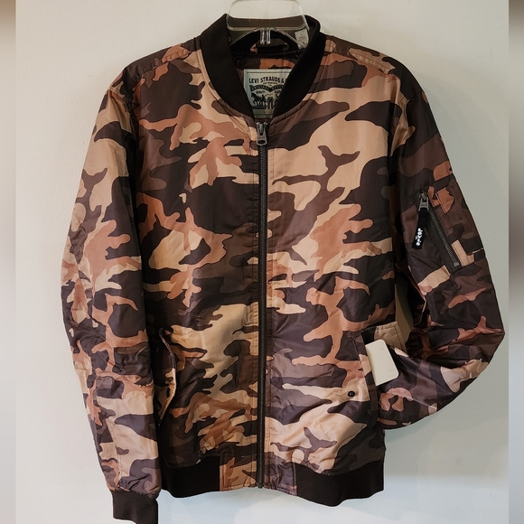 Levi's Camo Bomber Jacket Mens Size L NWT Casual Outdoor Brown Tan - Picture 1 of 8